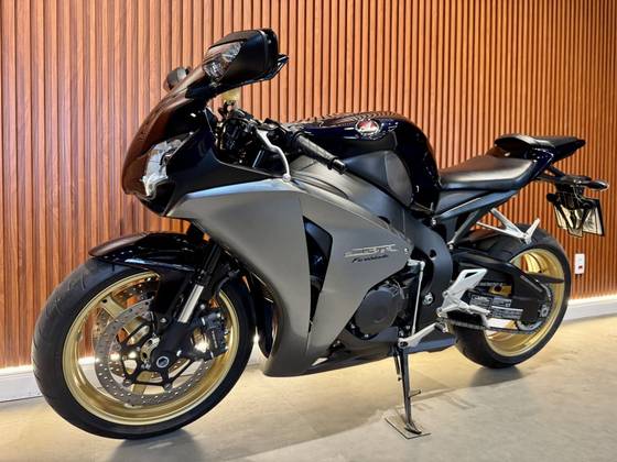 HONDA CBR 1000RR FIREBLADE 